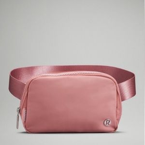 Lululemon Everywhere Belt Bag Pink